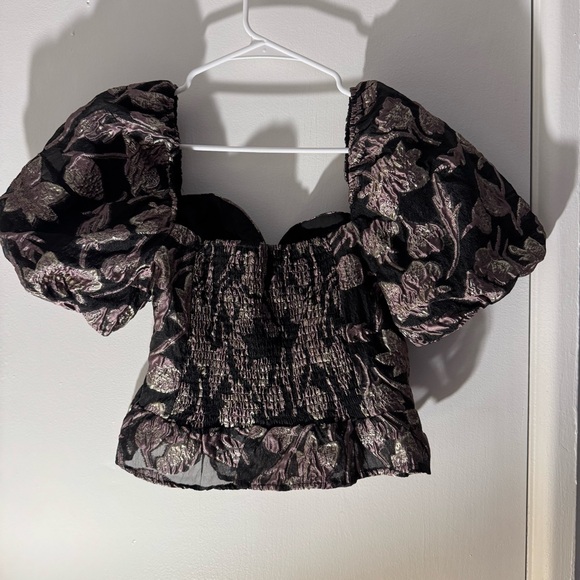 ASTR The Label Sidney Top in Black & Lilac Floral NWT size M - Picture 6 of 7